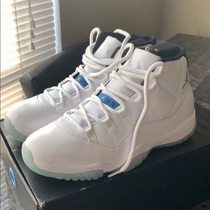 Air Jordan “Legend Blue” 11
